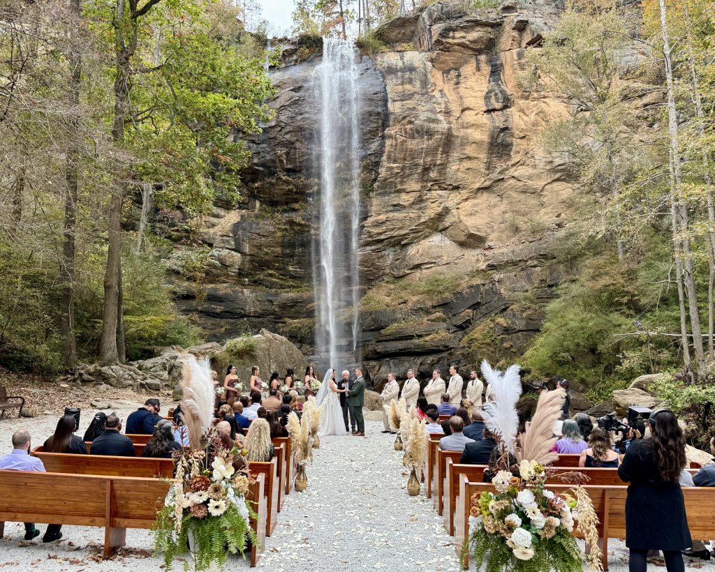 toccoa falls waterfall weddings