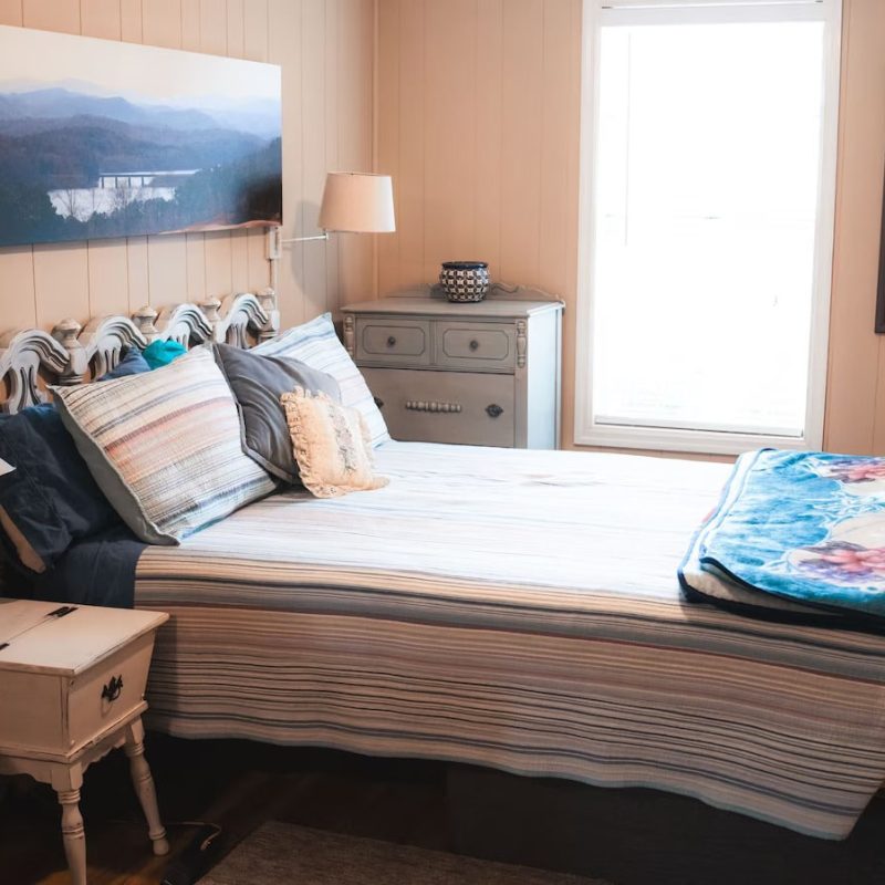 The Lake Cabin Photos